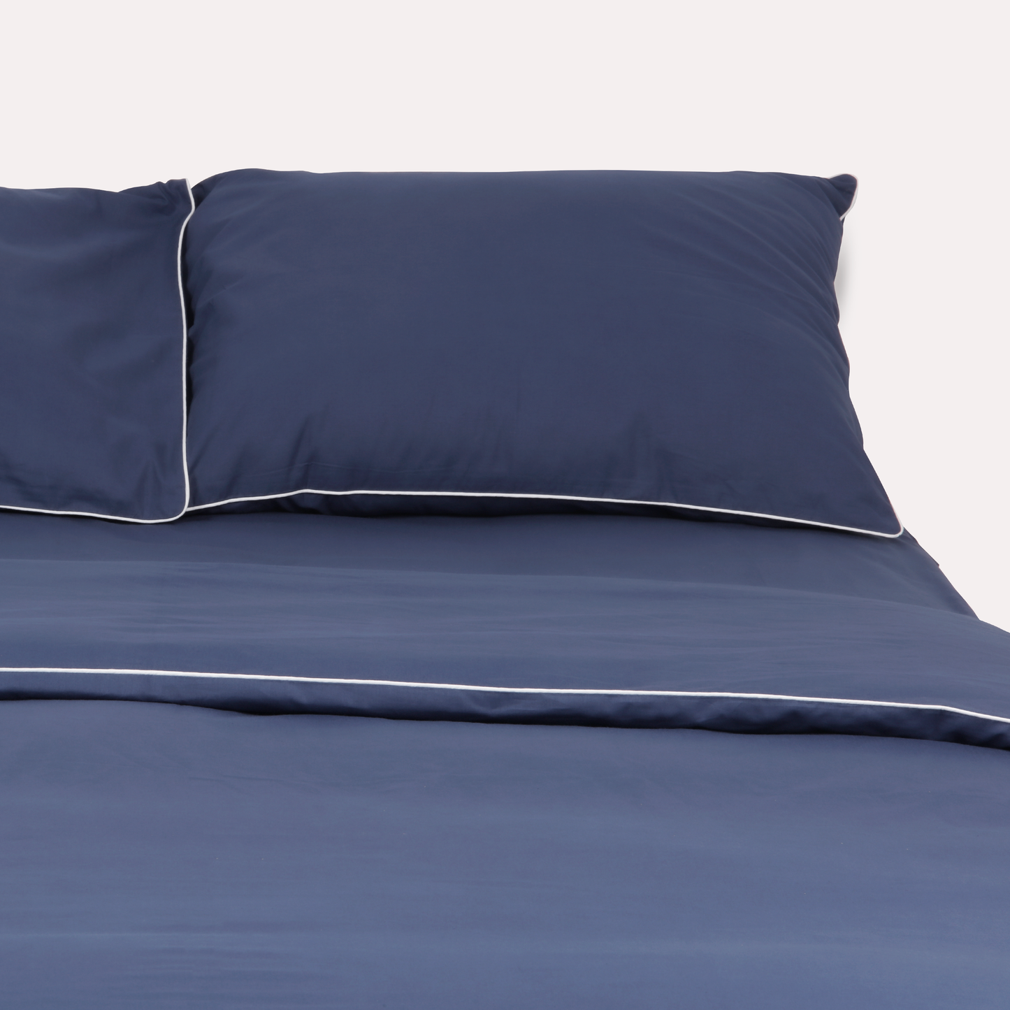 Classic Percale Pillowcase 2pcs- Navy Blue with White Pipe Edge