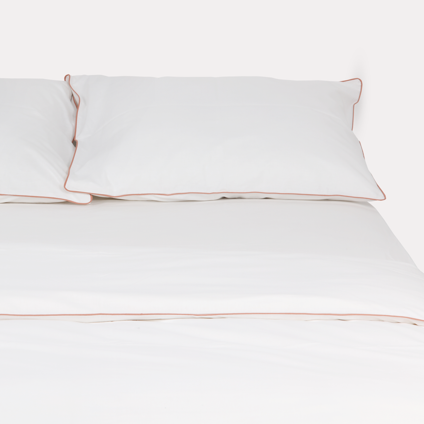 Classic Percale Duvet Cover- White with Peach Piped Edge